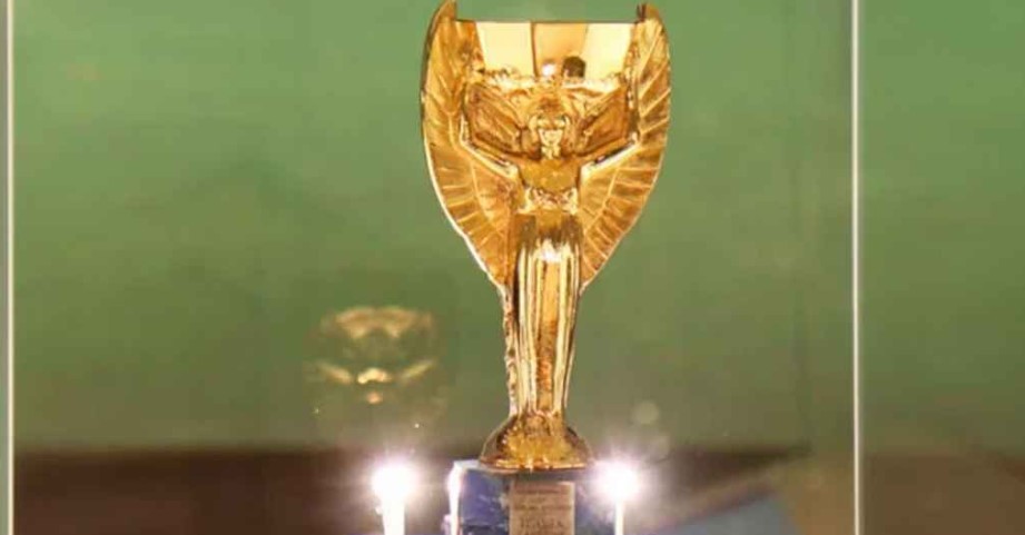 ৬০ বছর পর উদ্ধার হলো ‘হারিয়ে যাওয়া’ প্রথম বিশ্বকাপ ট্রফি